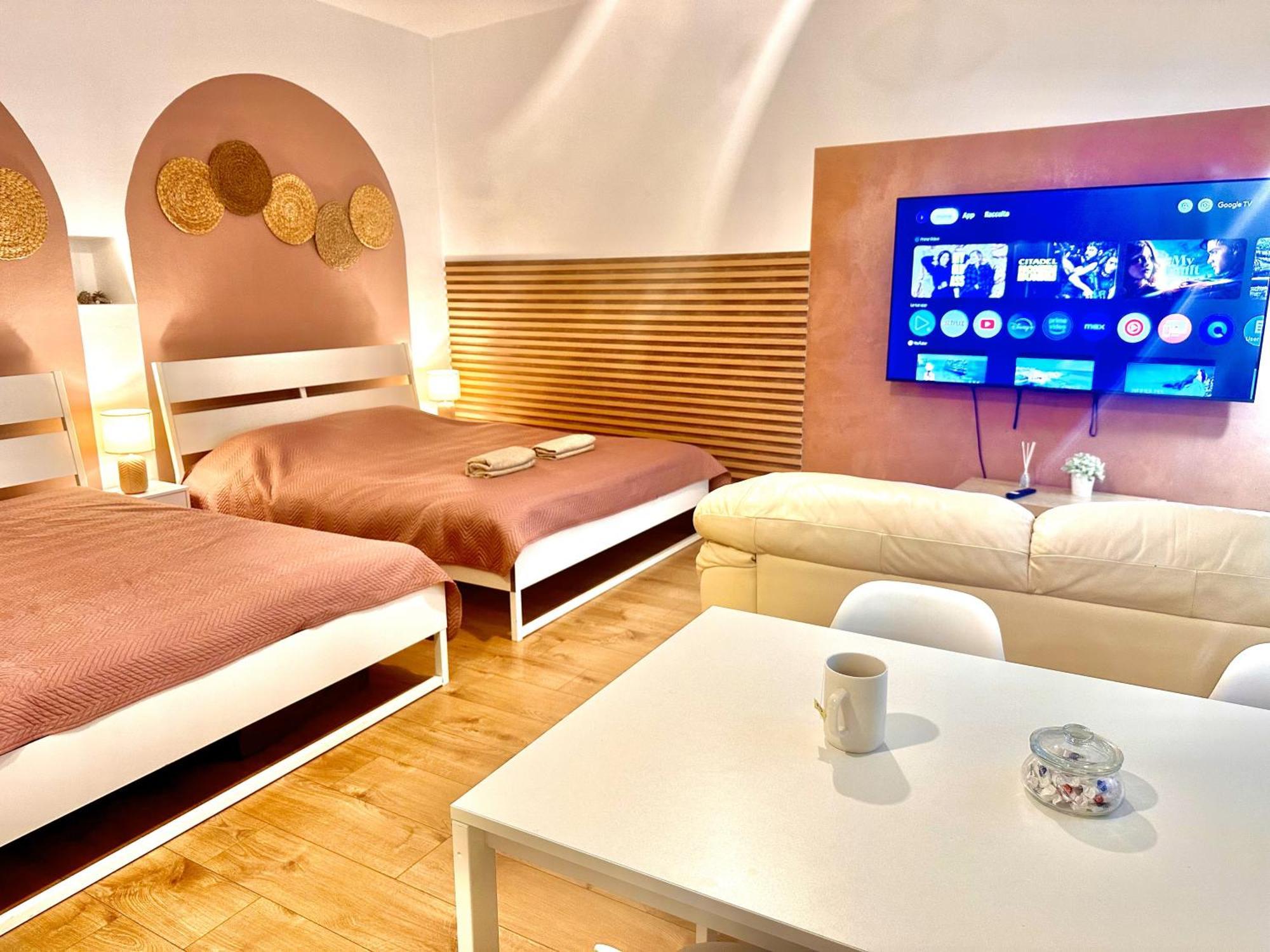 Apartment Kate - Old Town Братислава Экстерьер фото
