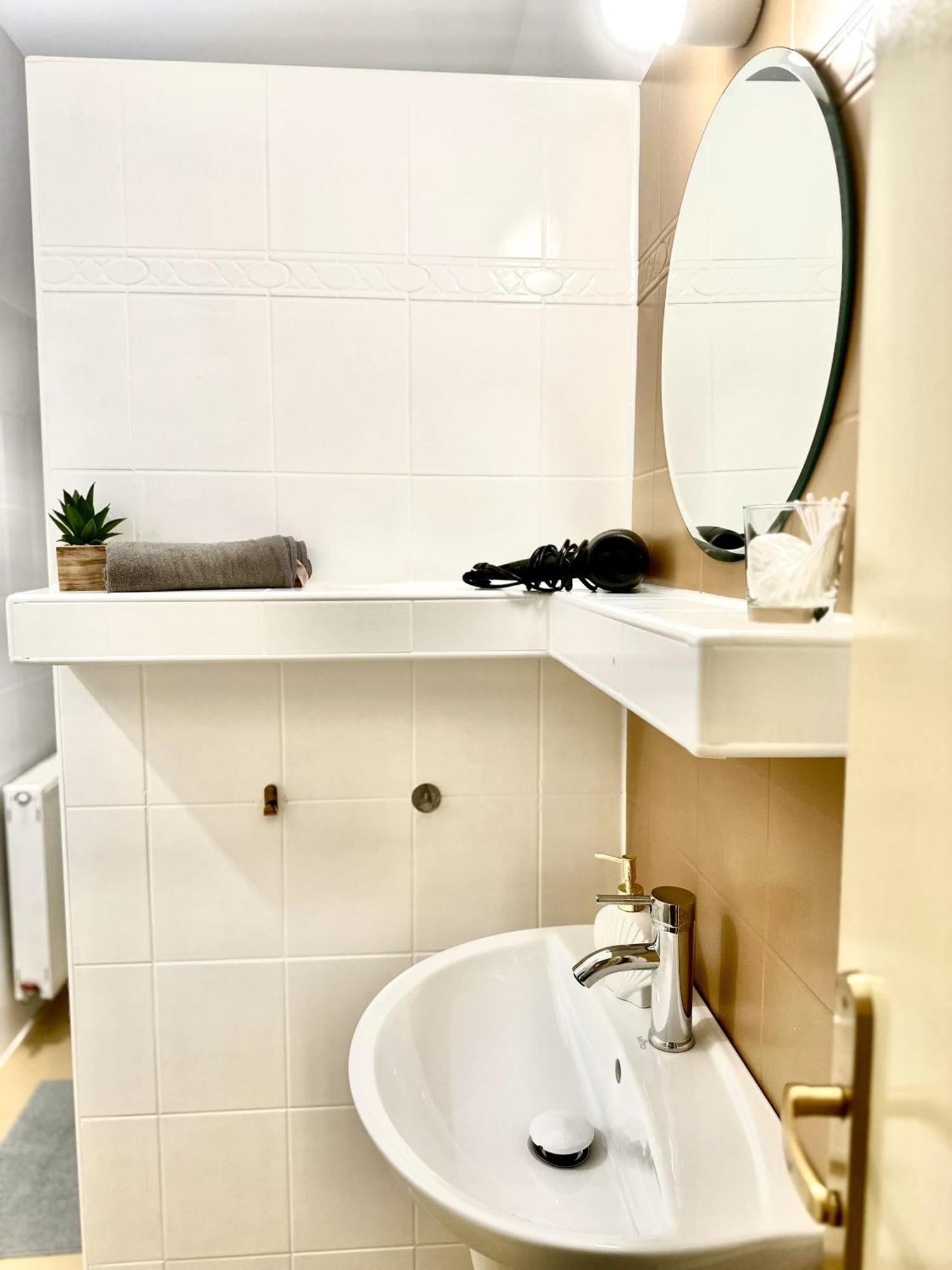 Apartment Kate - Old Town Братислава Экстерьер фото