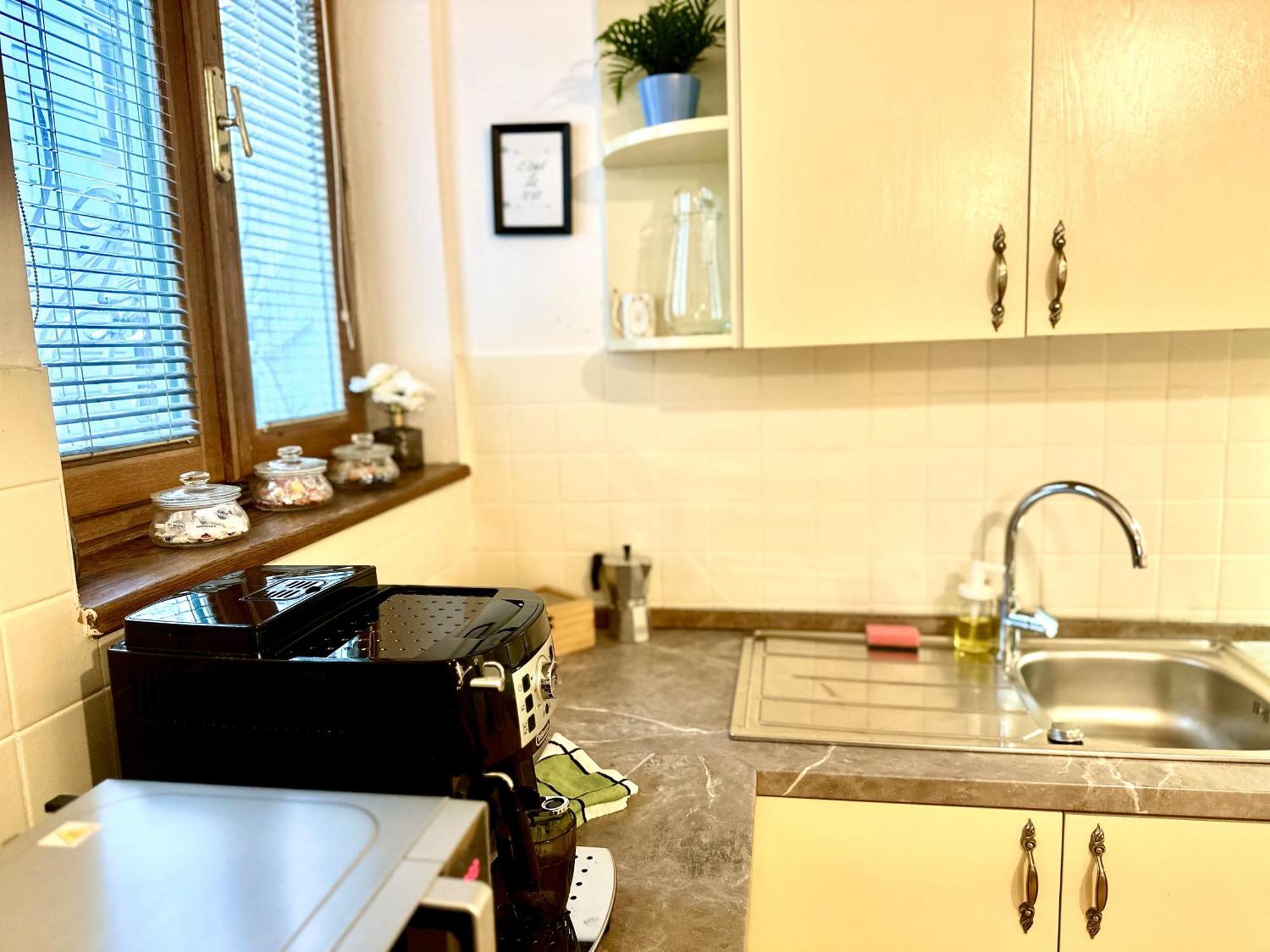 Apartment Kate - Old Town Братислава Экстерьер фото